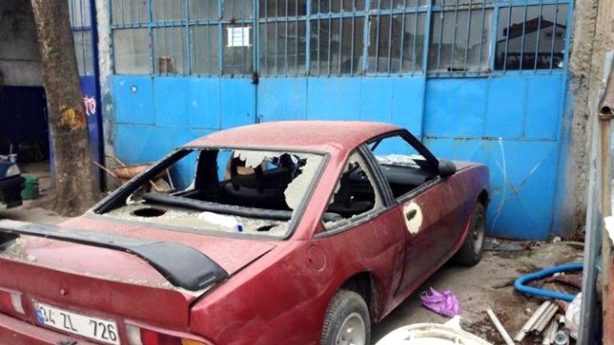 Otomobilleri Kundaklayan 2 Kişi Gözaltına Alındı