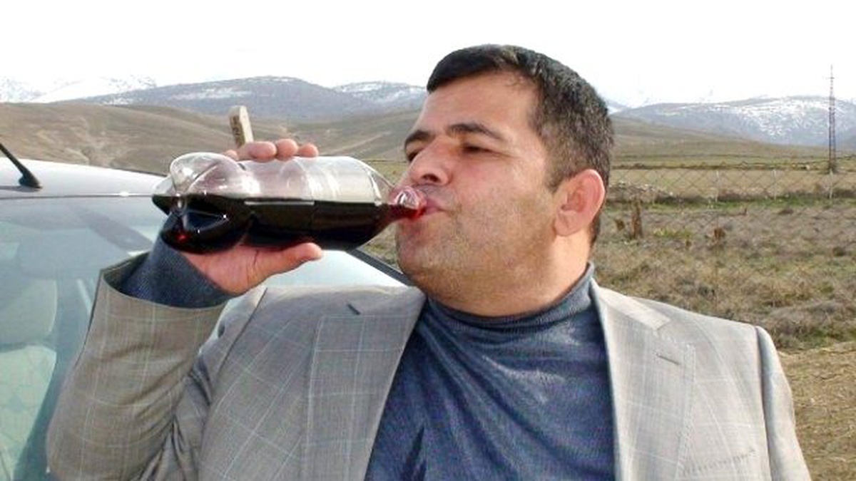 Bu Adam 19 Yıldır Su İçmiyor