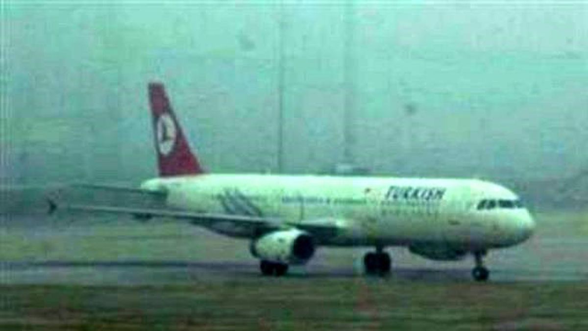 Trabzon\'da Hava Ulaşımına Sis Engeli