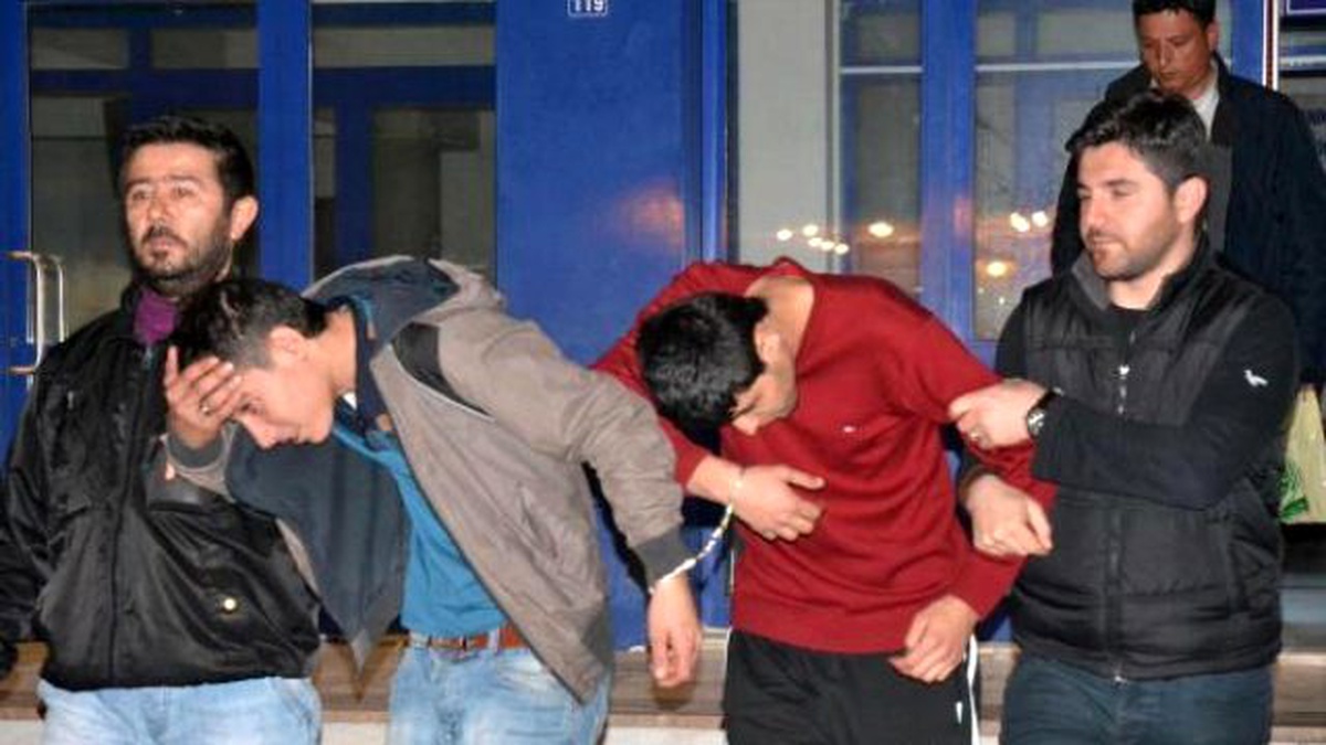 Traktör Hırsızlığı Şüphelileri Tutuklandı
