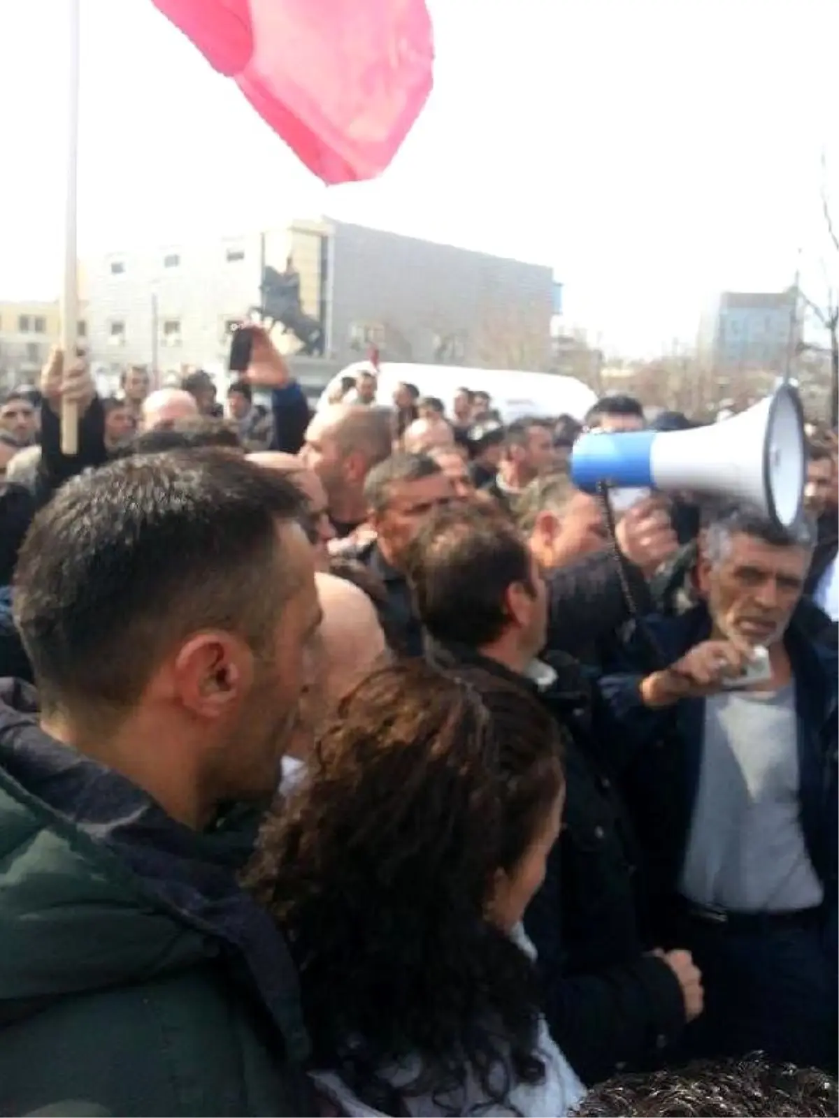 Uçk Gazilerinden, Başbakanlık Binası Önünde Protesto