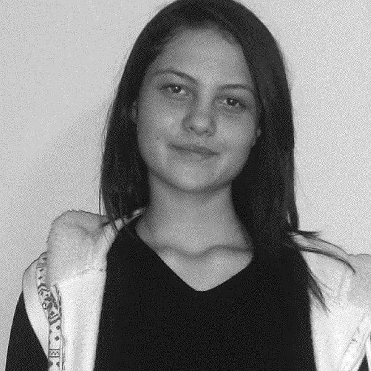 Liseli Rümeysa, İntiharını Önce Facebook\'a Yazdı; Sonra Uyguladı