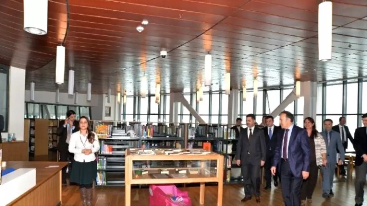 Vali Altıparmak'ın Bilkent Ziyareti