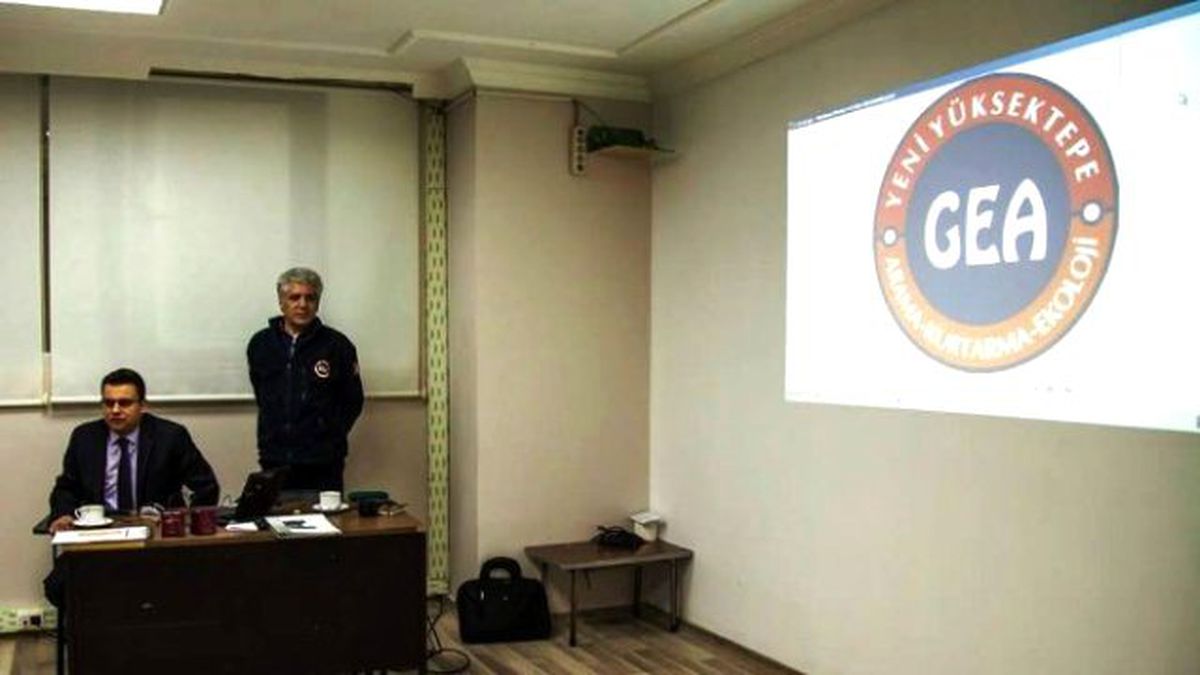 Van\'da Depremle Birlikte Yaşam Semineri Verildi