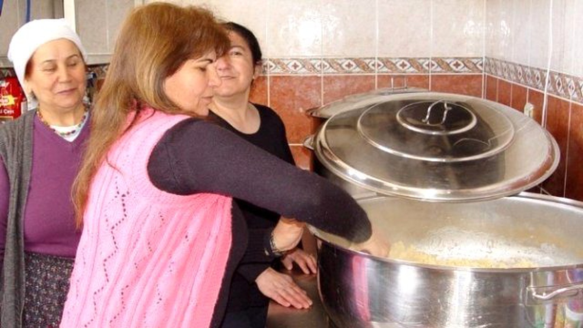 Varto\'da \'Kara Çarşamba\' Yemeği