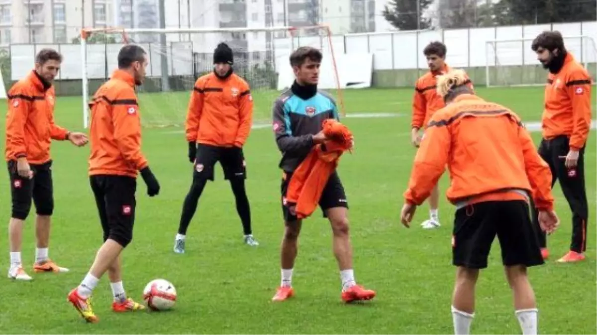 Adanaspor\'da, Bucaspor Hazırlıkları Sürüyor