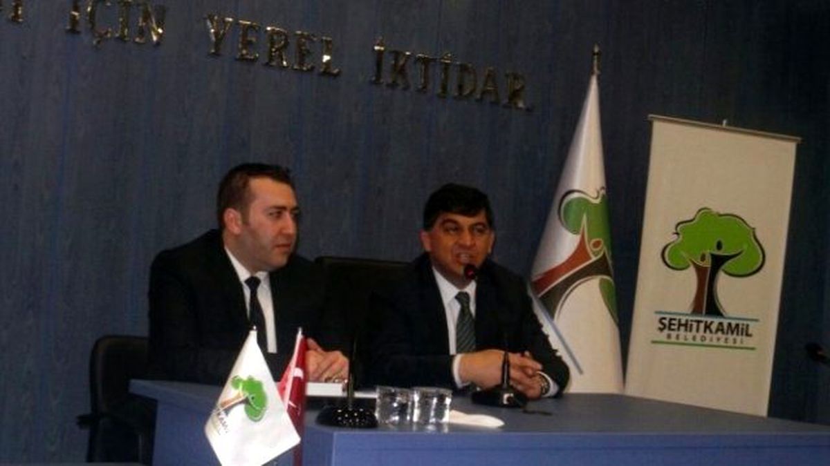 AK Parti Şehitkâmil İlçe Gençlik Kollarından Fadıloğlu\'na Tam Destek