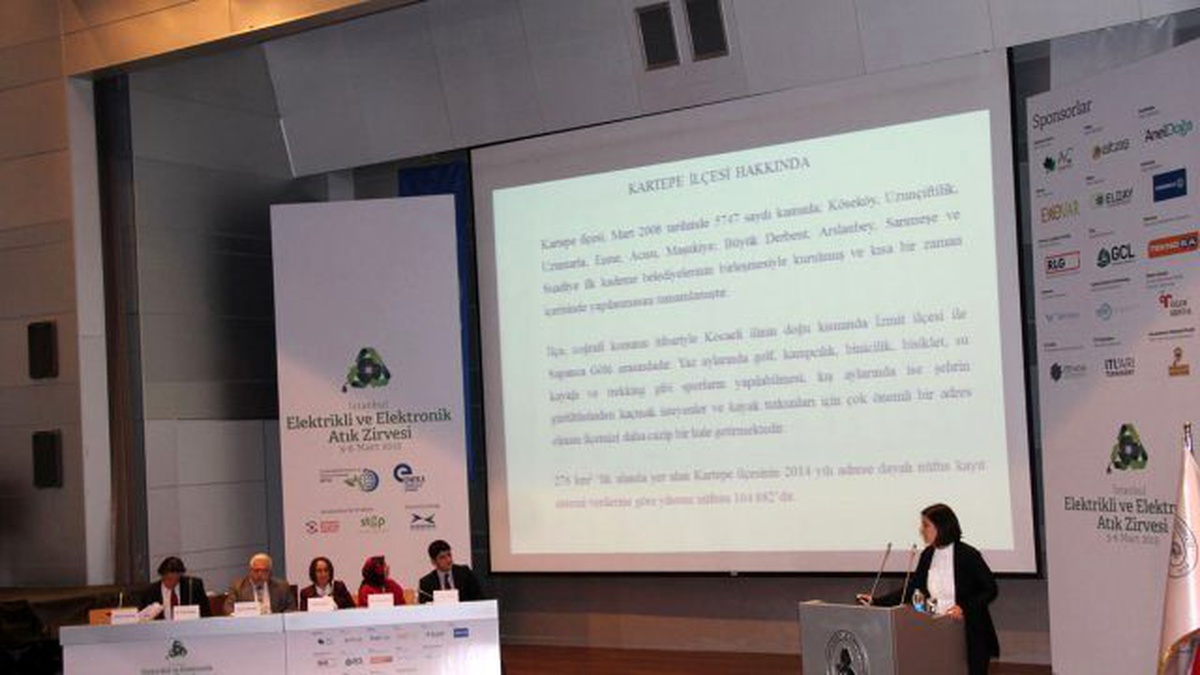 Atık Zirversi\'nde Kartepe AGM Anlatıldı