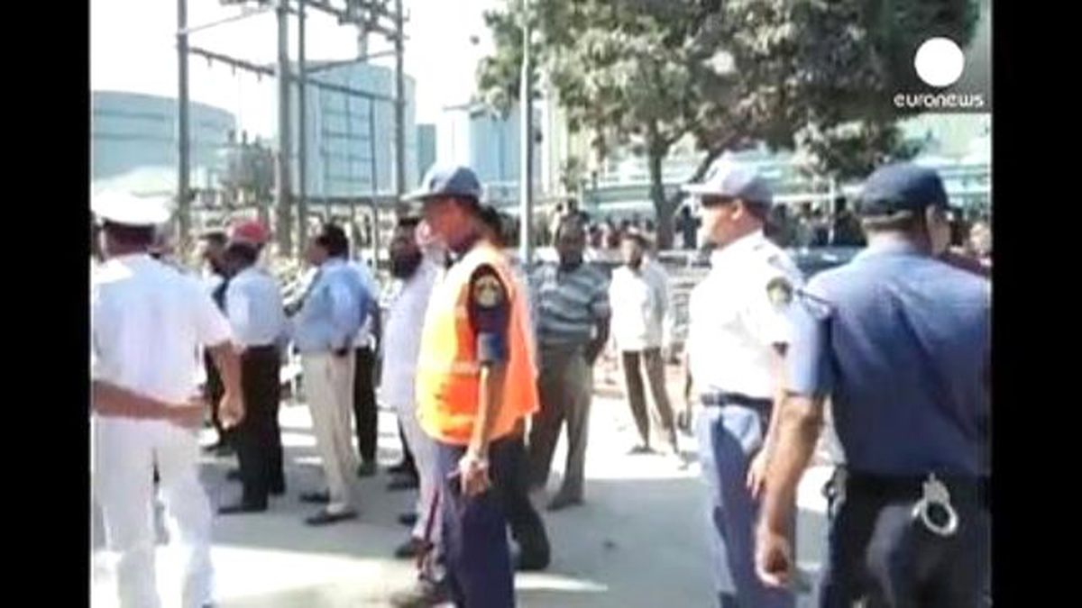 Bangladeş\'te Çatı Çöktü