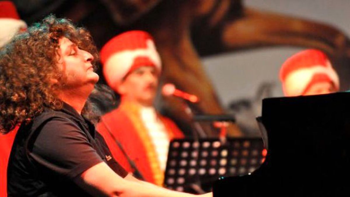 Burdur\'da Tuluyhan Uğurlu Konseri