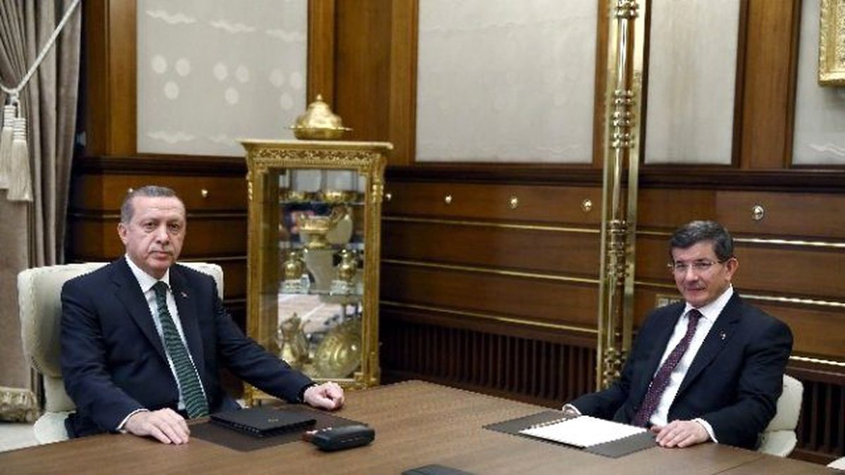 Cumhurbaşkanı Erdoğan, Başbakan Davutoğlu\'nu Kabul Etti