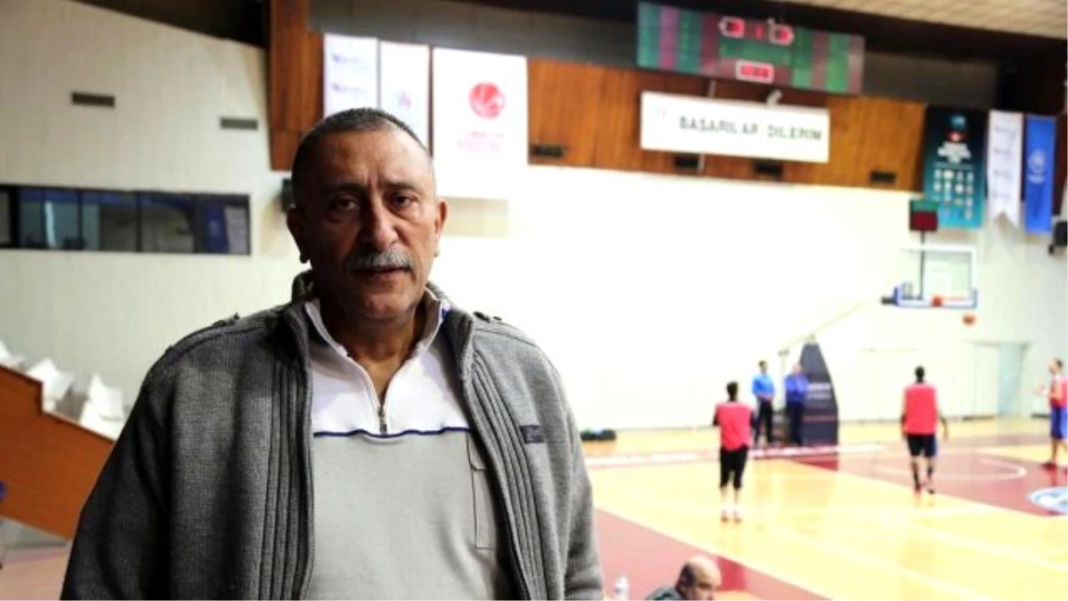 Efe Aydan: Türkiye\'de Basketbol Ağır Oynanıyor