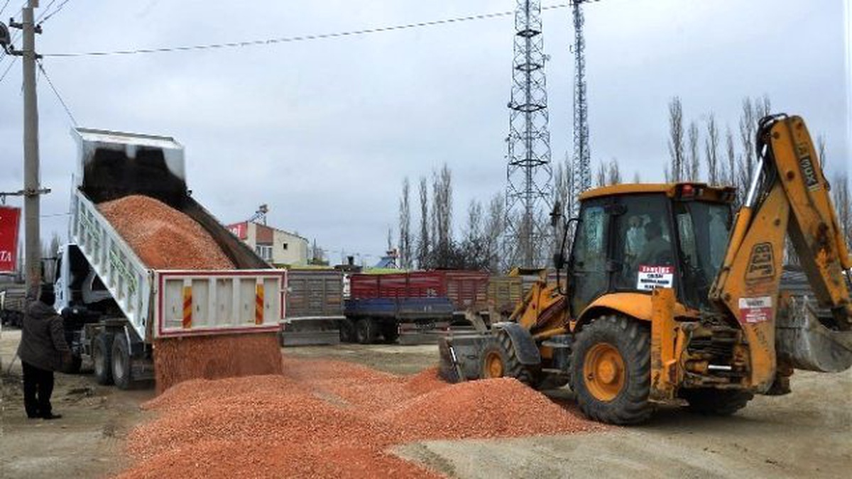 Fen İşleri Ekipleri Çalışmalarını Yoğunlaştırdı