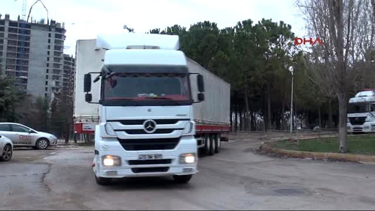 Gaziantep?te 2 Tır\'da 200 Bin Kaçak Sigara Ele Geçirildi