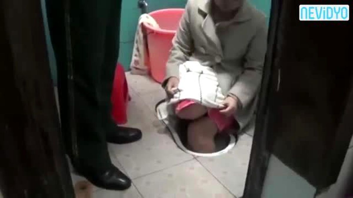 Genç Kadını Kaşıkla Kurtardılar