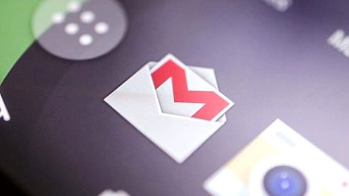 Gmail Gidiyor; O Geliyor!