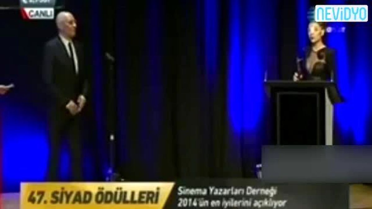 Gonca Vuslateri Ağladı, Cem Yılmaz\'ın Diline Düştü