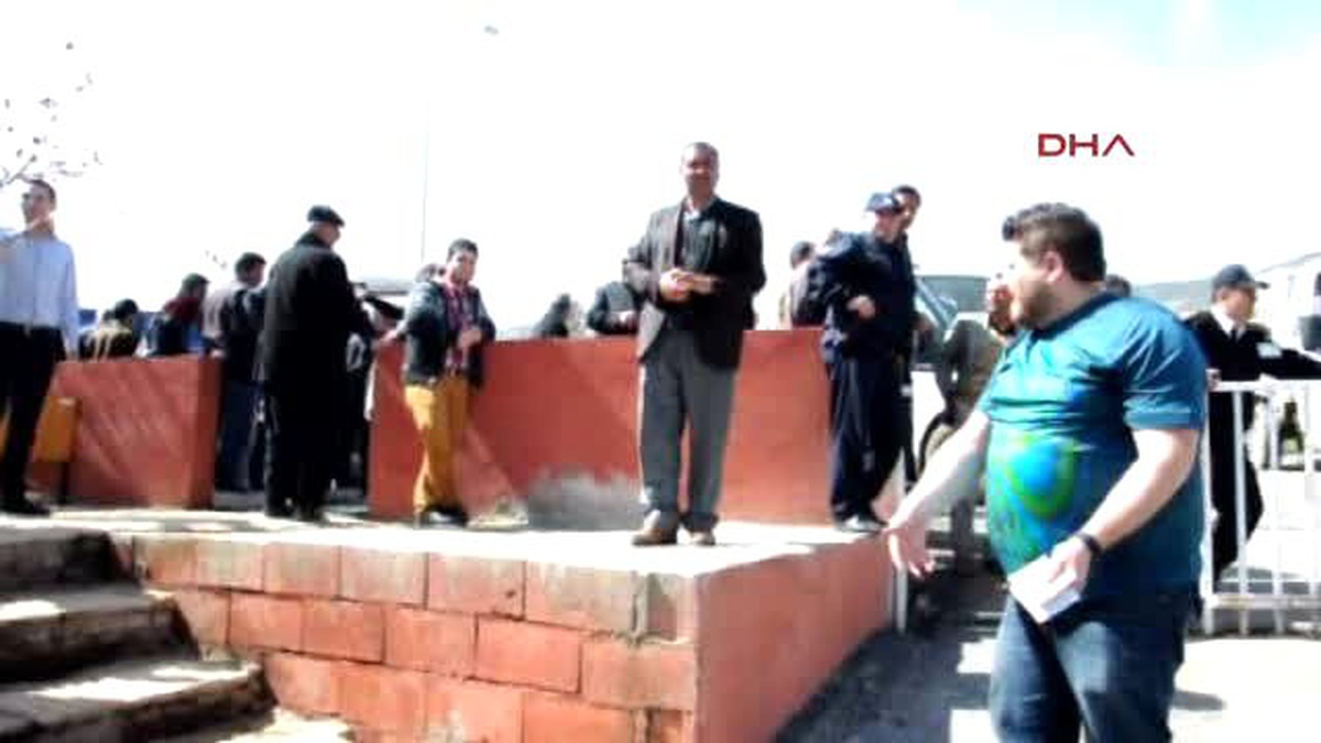 İslahiye\'de 416 Besiciye 208 Ton Yem Yardımı