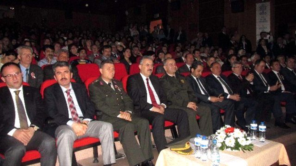 İstiklal Marşı\'nın 94. Kabul Yıl Dönümü Aydın\'da Kutlandı