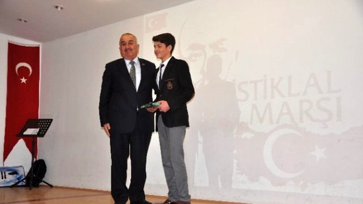 İstiklal Marşı\'nın Kabulü ve Mehmet Akif Ersoy\'u Anma Günü