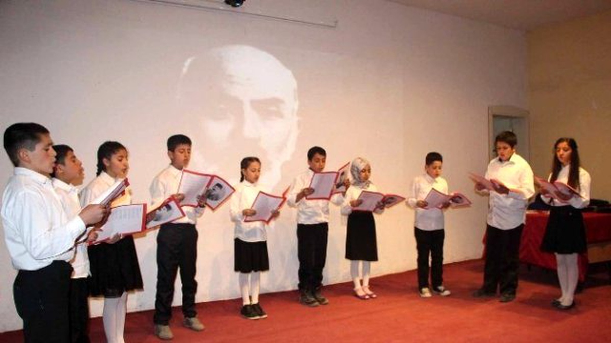 İstiklal Marşı\'nın Kabulü ve Mehmet Akif Ersoy\'u Anma Günü