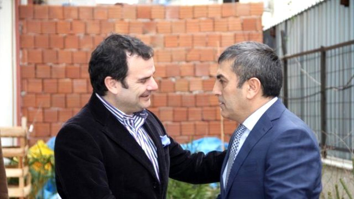 Kemal Öztürk Adapazarı Minibüsçüler Odasını Ziyaret Etti