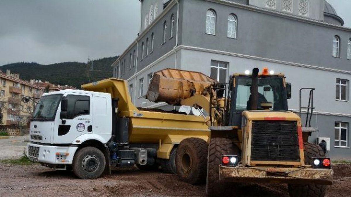 Körfez Belediyesi İbadethaneleri Bakımdan Geçiriyor