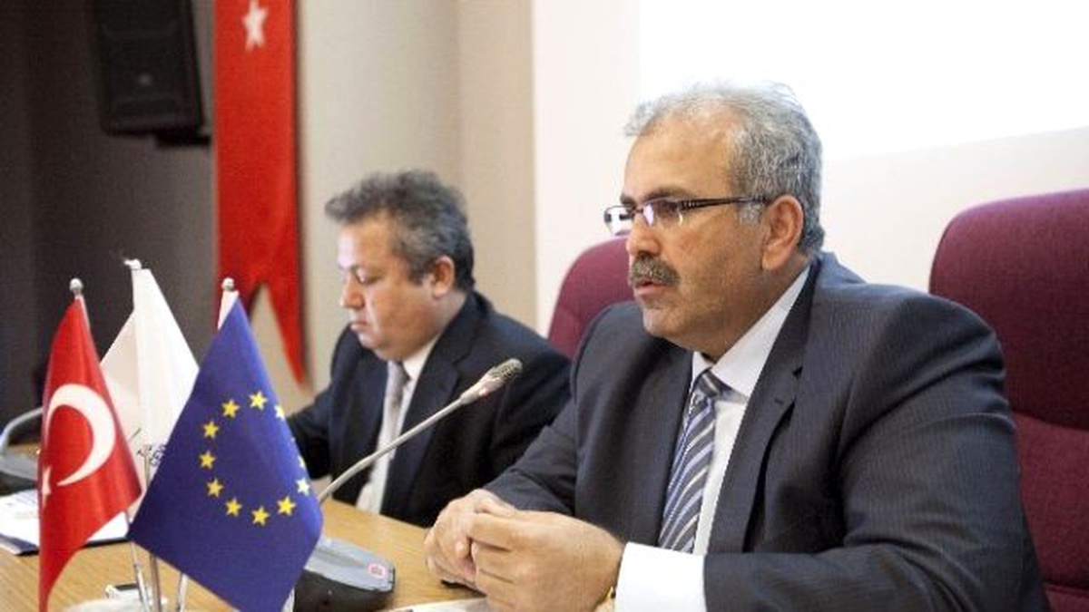Manavgat\'ın Asbestli İçme Suyu Şebekesi Yenileniyor