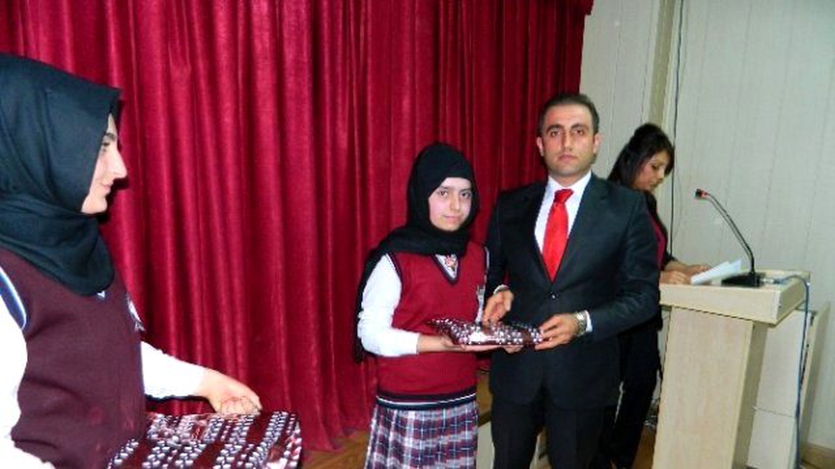 Mehmet Akif Posof\'da Anıldı