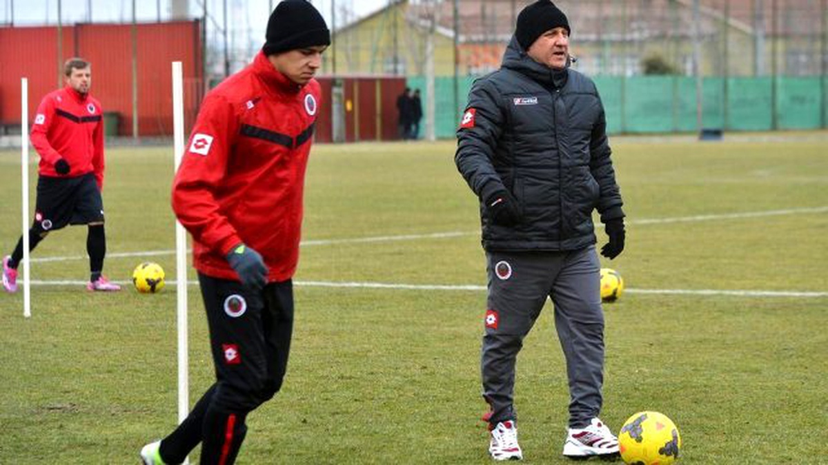 Mesut Bakkal: Fenerbahçe Karşısında Yürekli Oynayacağız