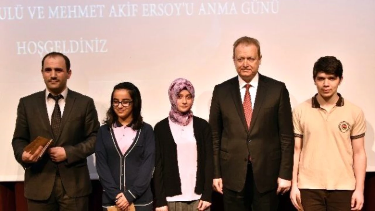Milli Şair Mehmet Akif Ersoy Gümüşhane\'de Anıldı