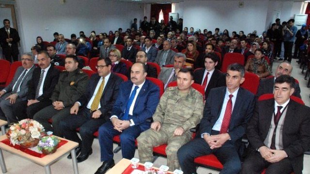 Nizip\'te İstiklal Marşının Kabulü ve Mehmet Akif Ersoy\'u Anma Programı