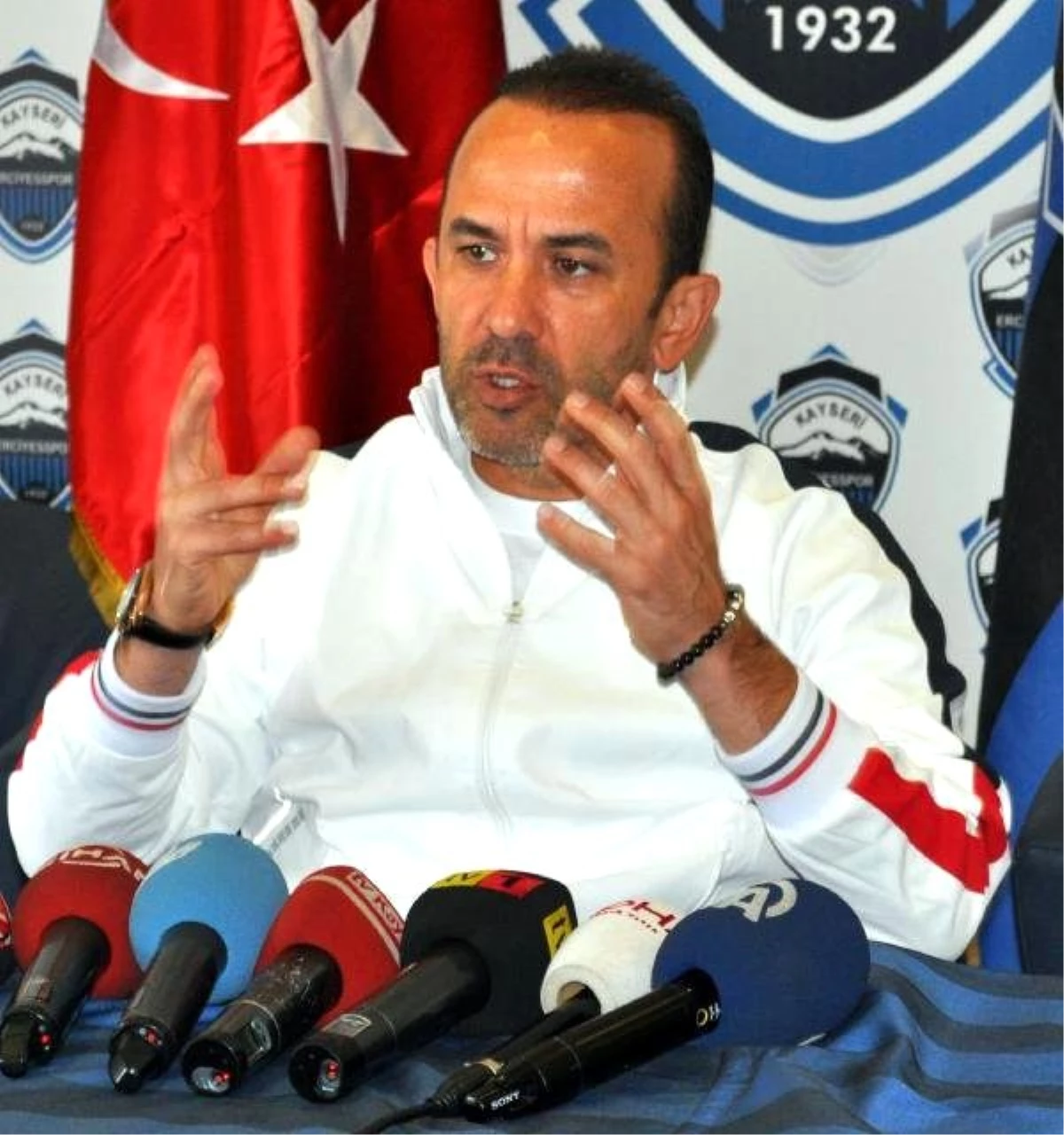 Özdilek "Beşiktaş Maçında Sabırlı ve İnançlı Oynamalıyız"