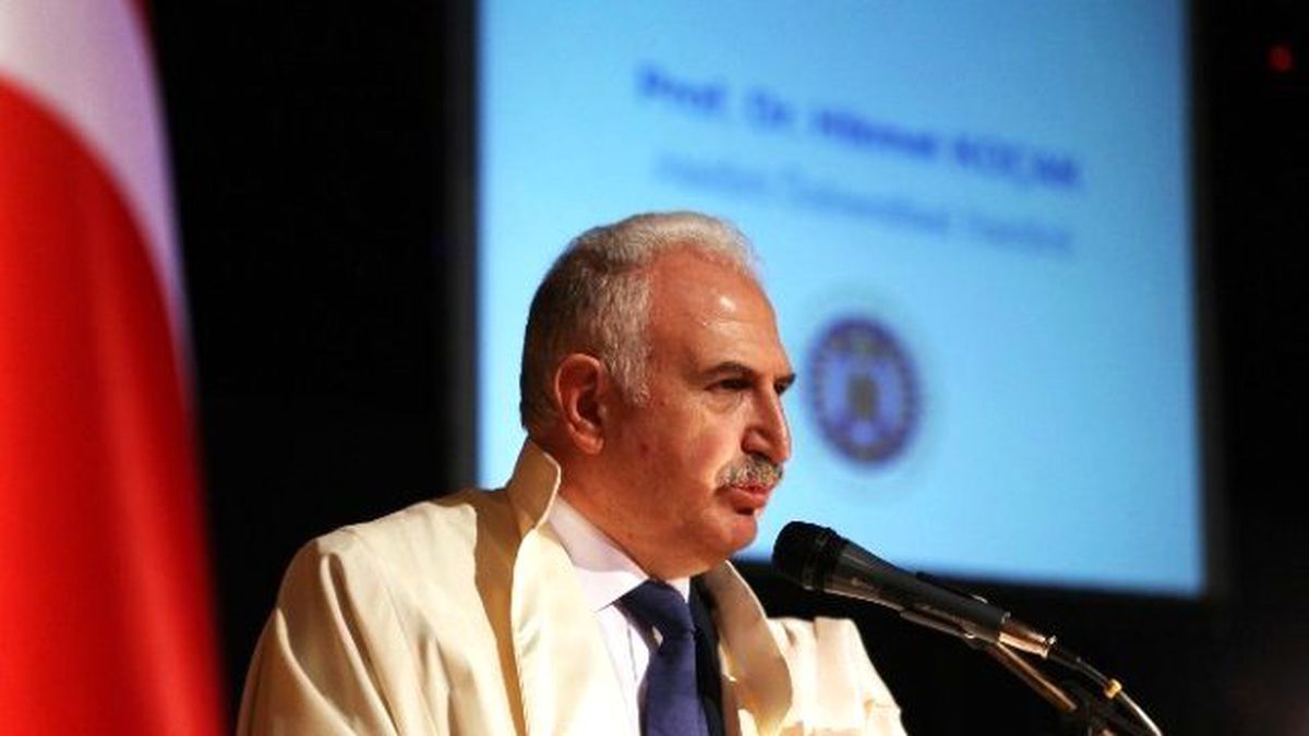 Prof. Dr. Koçak\'tan Kurtuluş ve İstiklal Marşı Kabulü Kutlama Mesajı…