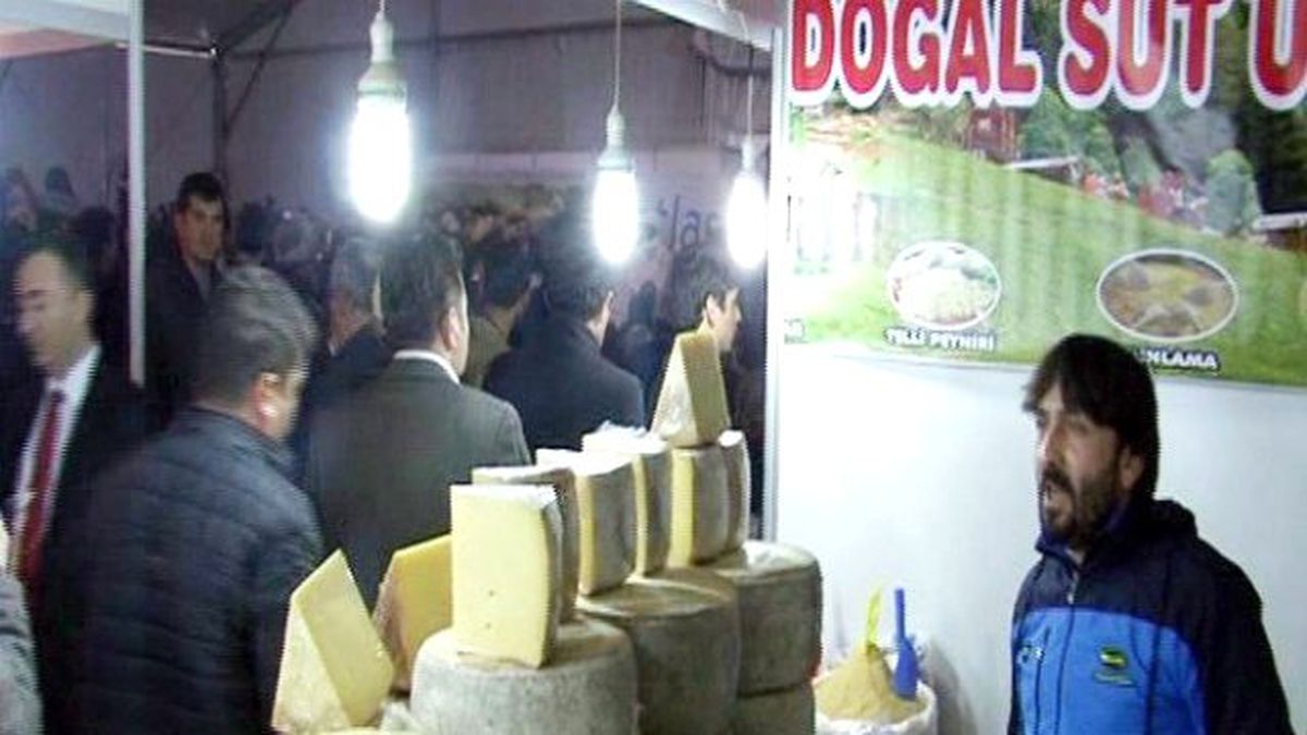 Protokol Konuştu, Esnaf Coştu