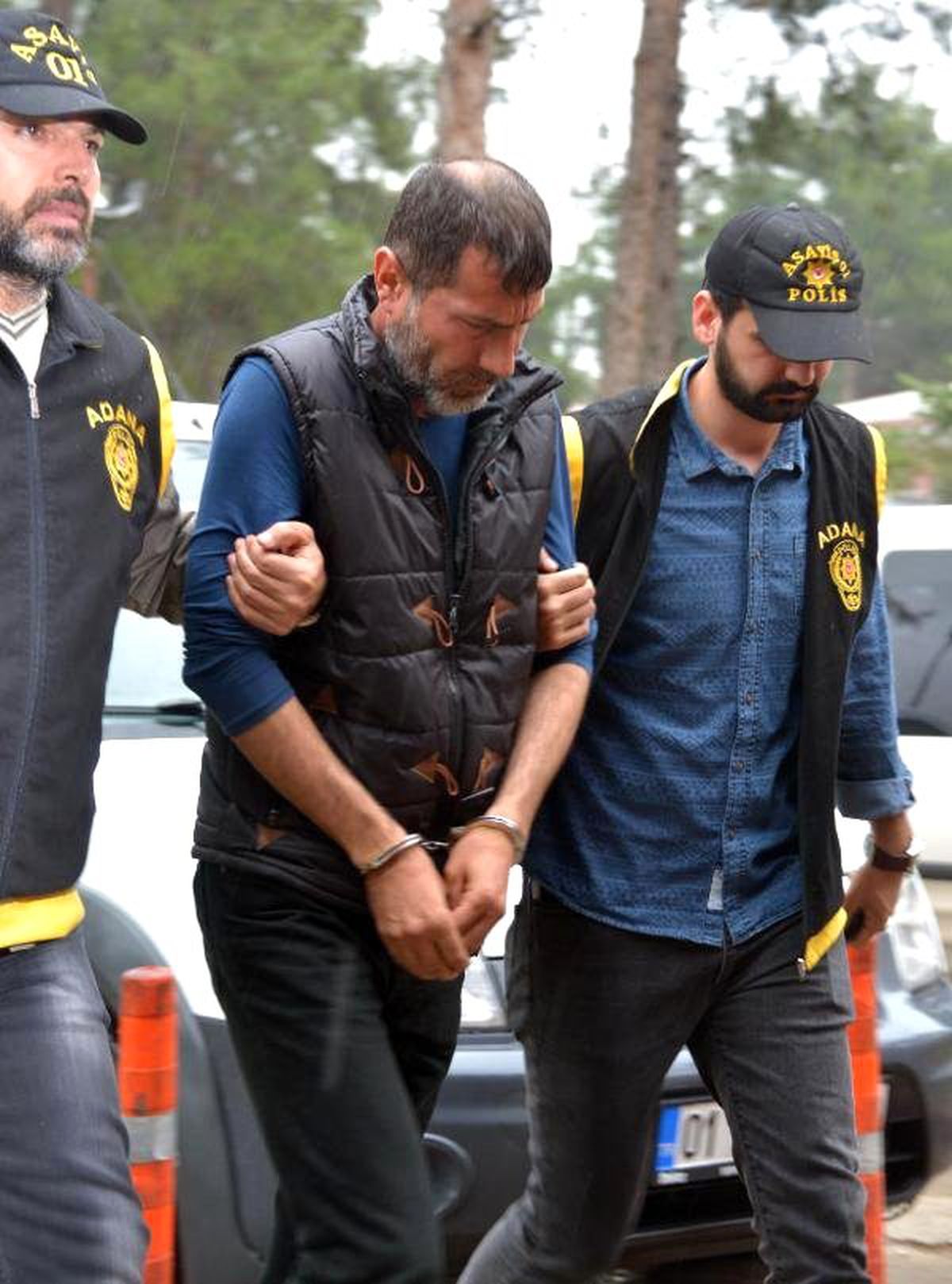 Sahte Polis, Gerçek Polise Kimlik Sorunca Yakalandı