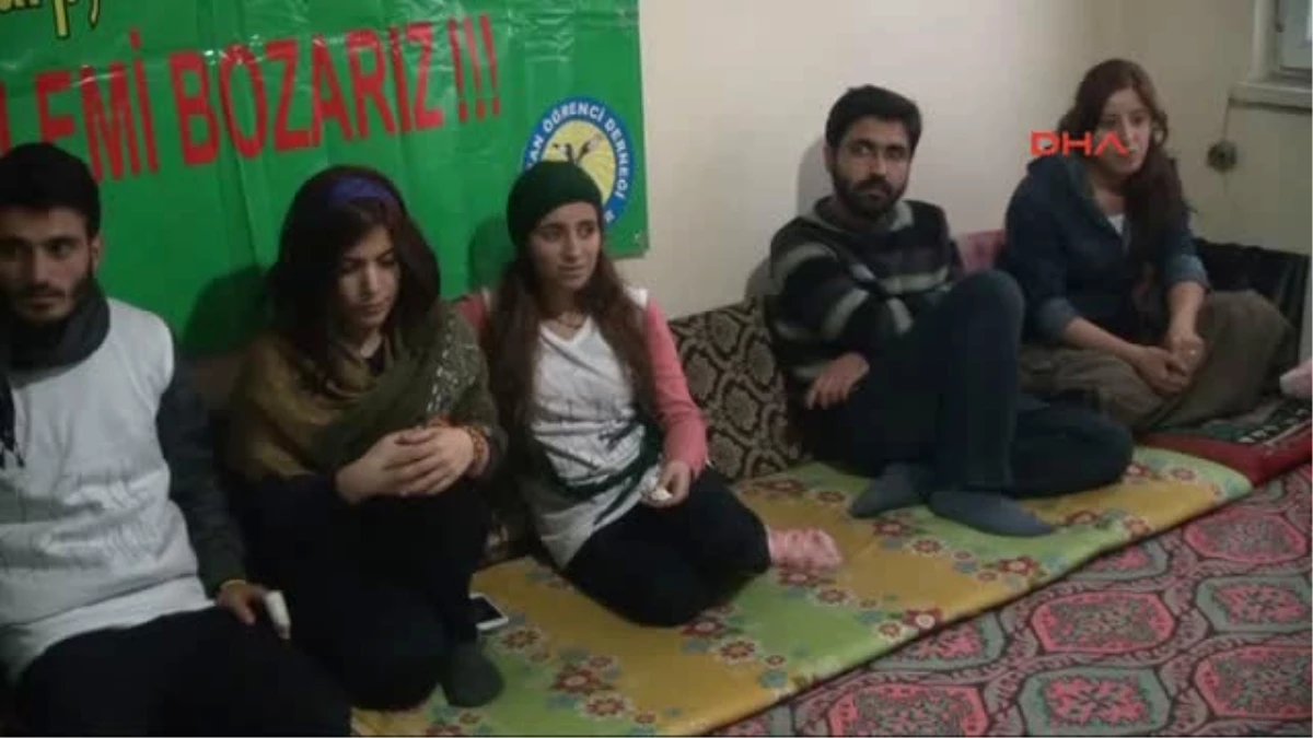 Şanılurfa\'da Üniversite Öğrencileri 3 Günlük Açlık Grevini Sonlandırdı