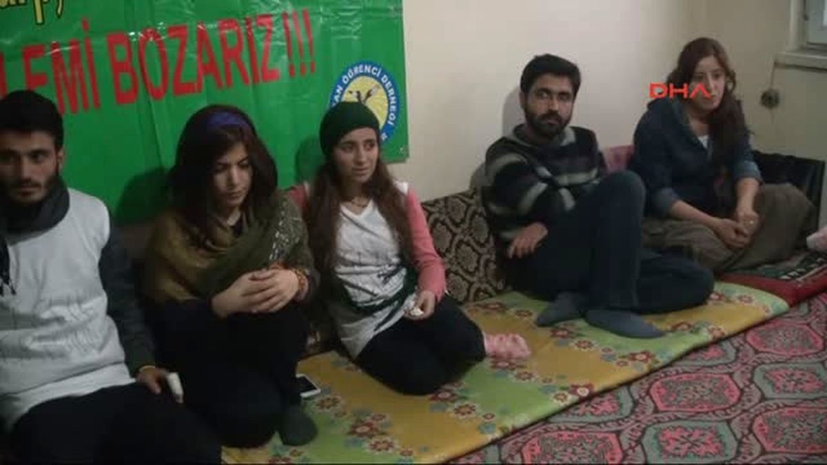 Şanılurfa\'da Üniversite Öğrencileri 3 Günlük Açlık Grevini Sonlandırdı