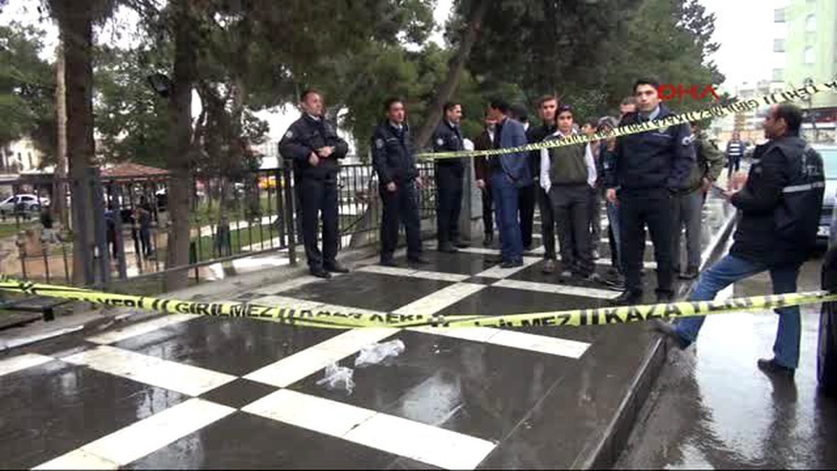 Şanlıurfa Okul Önünde Magandanın Havaya Ateş Açması Öğrencileri Paniğe Soktu