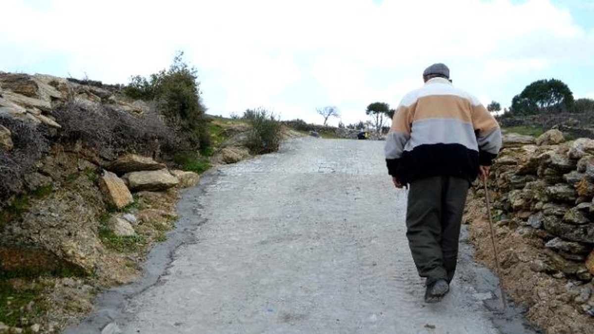 Söke\'de Avcılar Mahallesi Parke Taşına Kavuşuyor