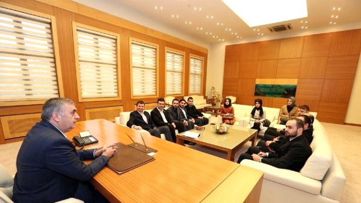 Toçoğlu: Ak Gençlik Yeni Türkiye\'nin Referansıdır