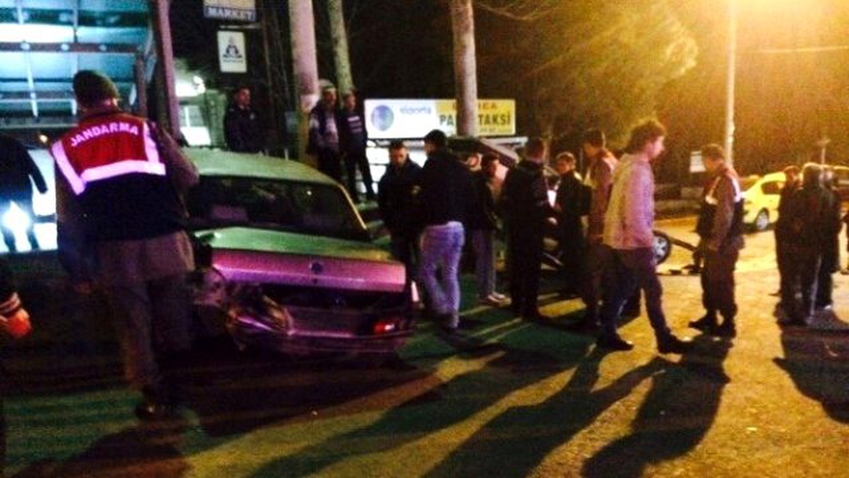 Trabzon\'da Trafik Kazası: 4 Yaralı
