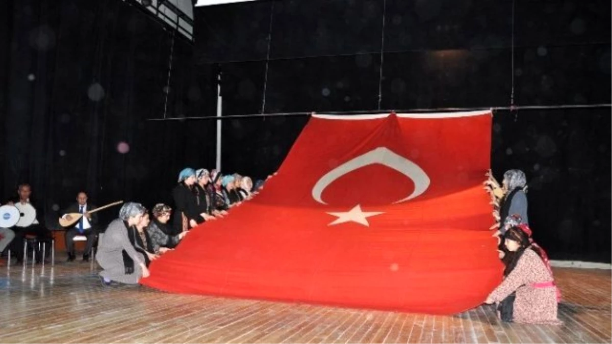 Yerköy\'de İstiklal Marşı\'nın Kabulü ve Mehmet Akif Ersoyu Anma Günü Düzenlendi