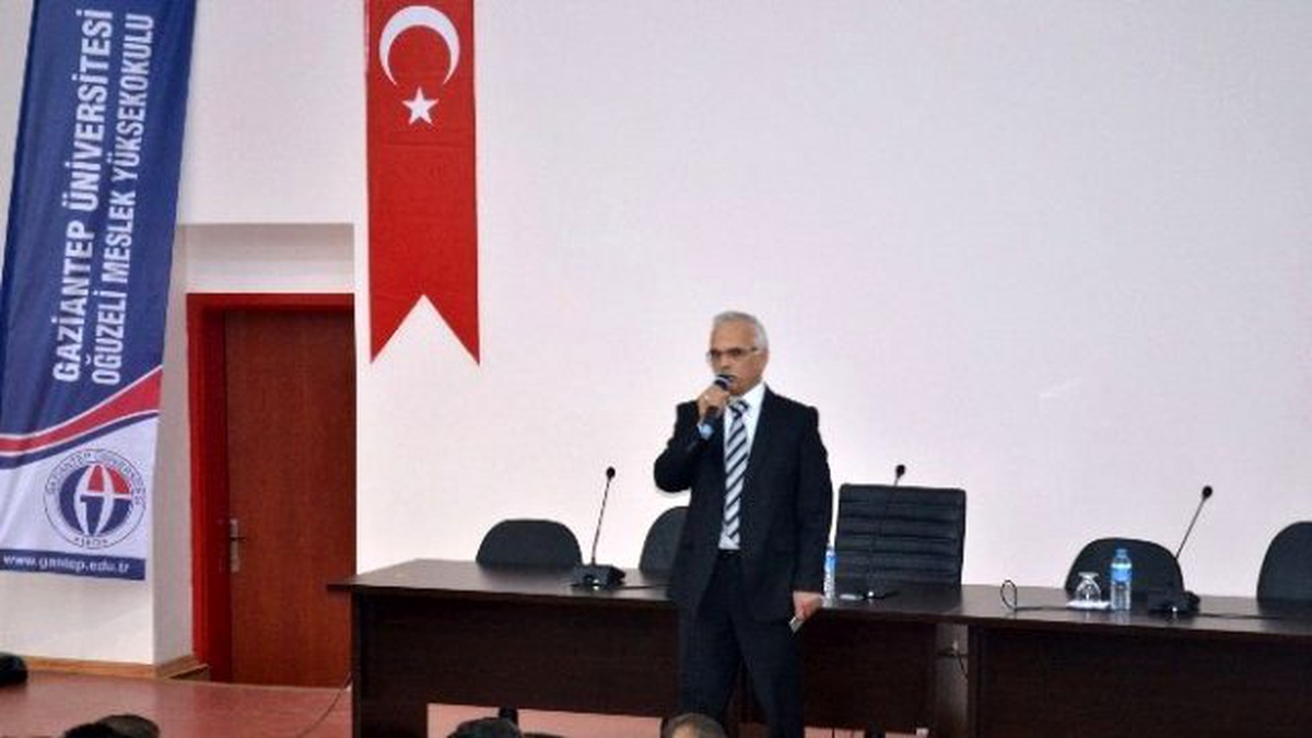 Yurtkur Bölge Müdürü Ahmet Kölemen Oğuzeli MYO\'da