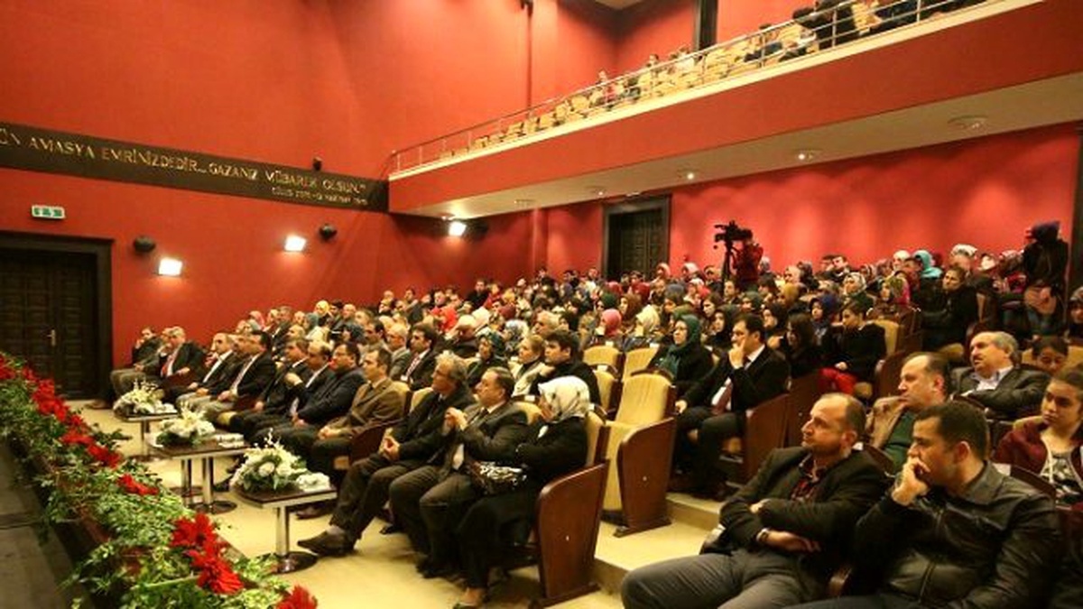 Amasya\'da "Mehmet Akif Ersoy" Konulu Konferans