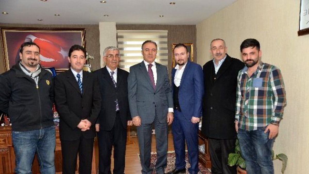 Arena\'dan Vali Altıparmak\'a Ziyaret