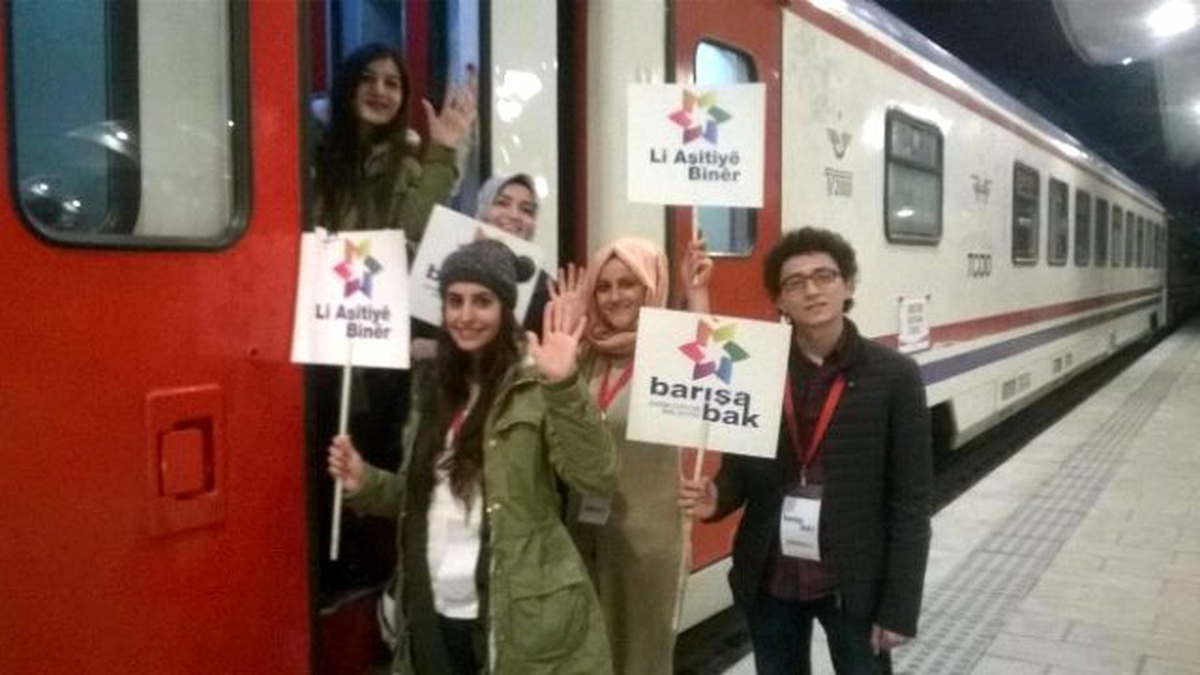 Barış Treni Eskişehir\'den Ayrıldı