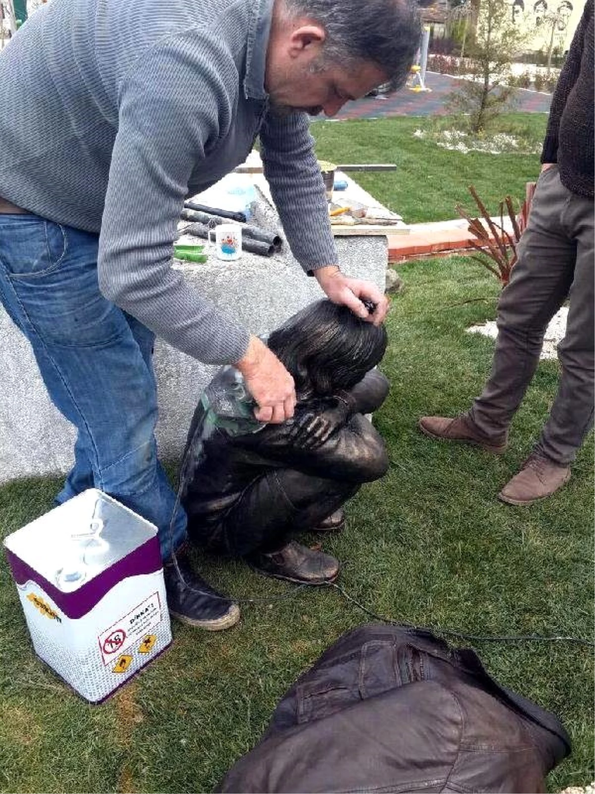 Berkin Elvan Heykeli Onarıldı