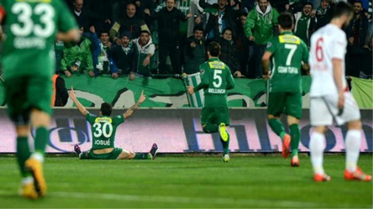 Bursaspor, Balıkesirspor\'u 4-2 Yendi