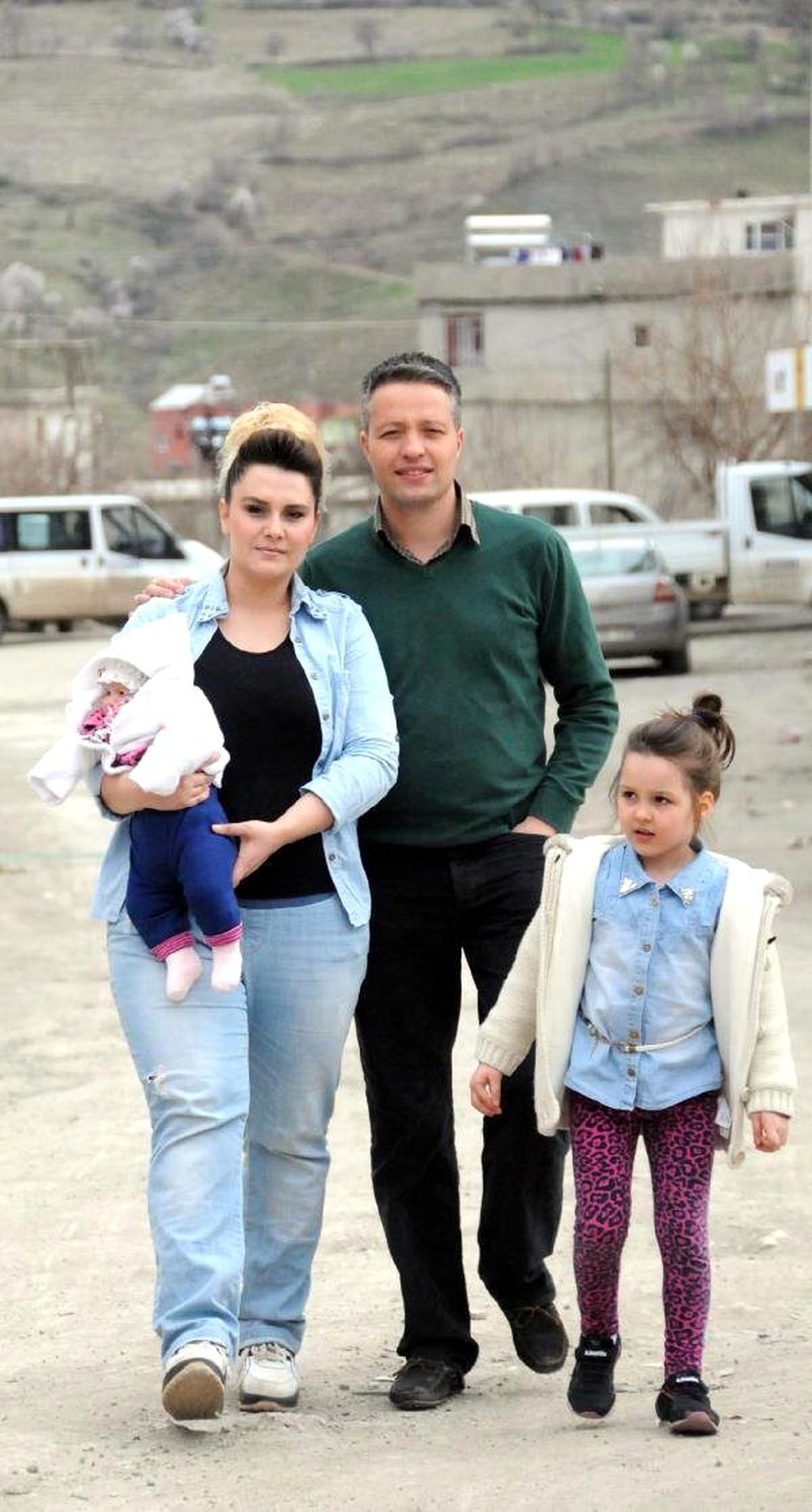 Doğum Yapan Hemşirenin Karnında Gazlı Bez Unutuldu